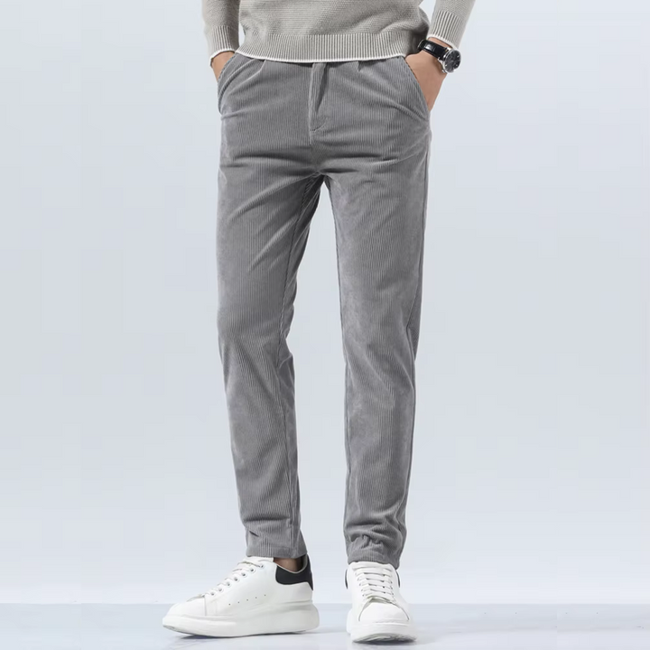 Nolan Cordhose mit klassischer Passform