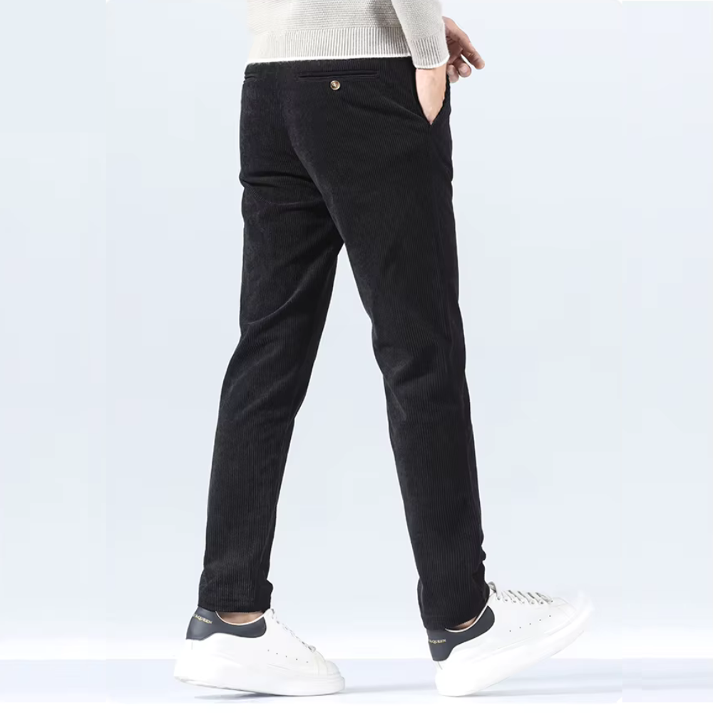 Nolan Cordhose mit klassischer Passform