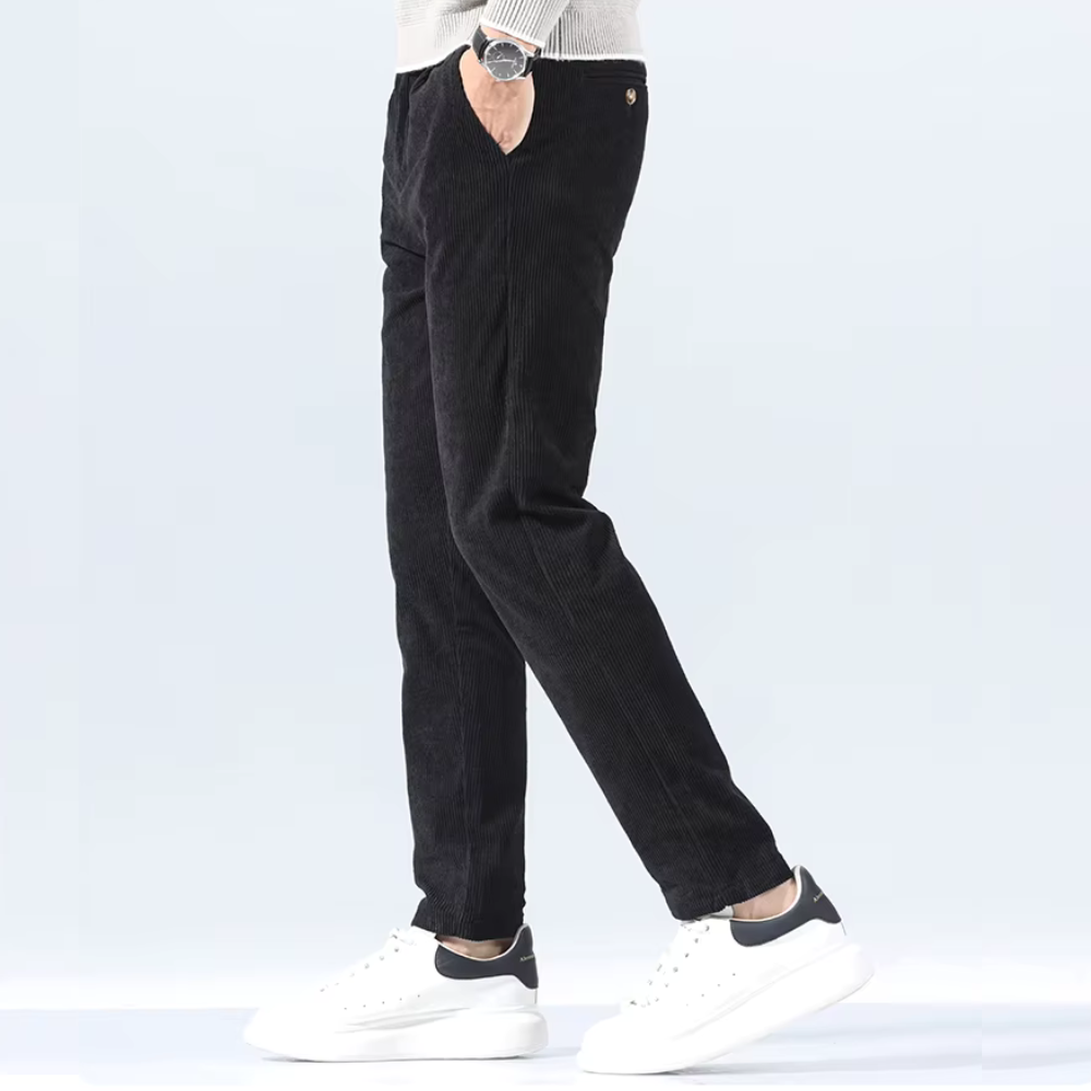 Nolan Cordhose mit klassischer Passform